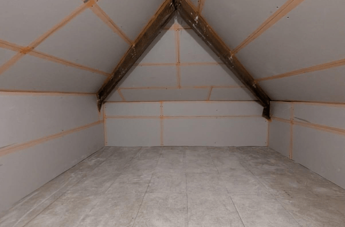 Spacious and well-finished loft storage